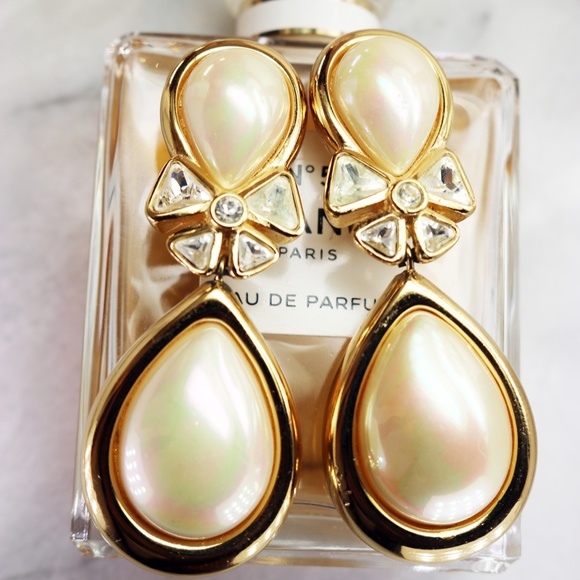 ⚜️ Vintage Christian Dior Crystal & Pearl Earrings - Picture 7 of 15
